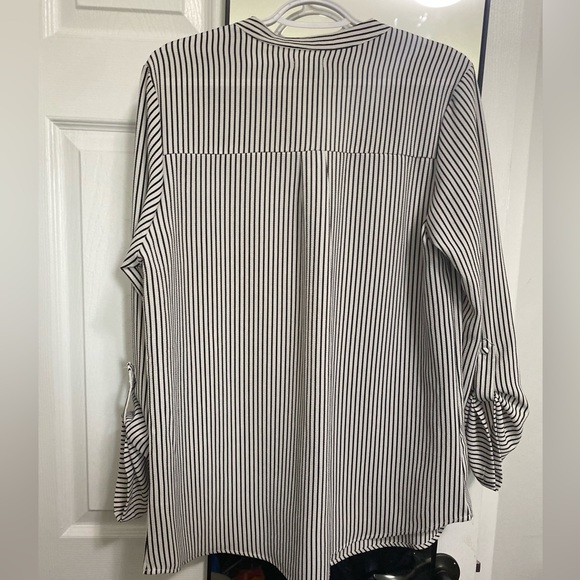Black and white striped blouse from Ardene - Picture 2 of 2